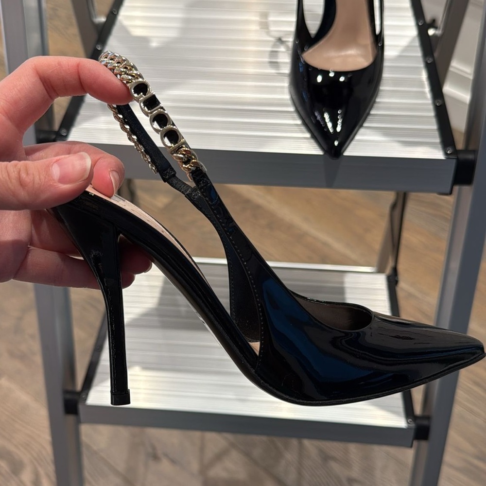 Gucci Black Patent Leather Slingback Heels with Gold Chain